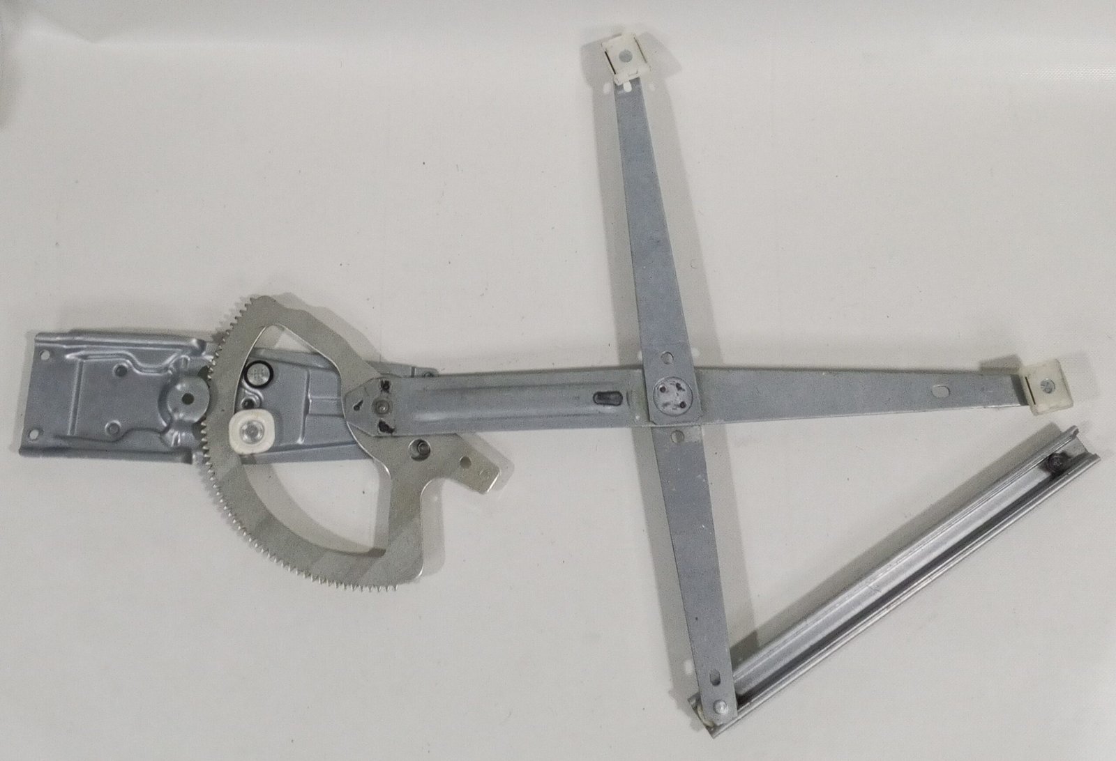 A 000 725 00 02 Mercedes-Benz Window Regulator Left Genuine OEM - Image 2