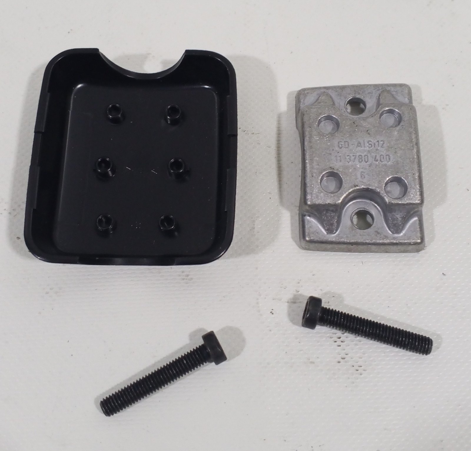 A 000 811 13 07 Mercedes-Benz Clip Genuine OEM - Image 2