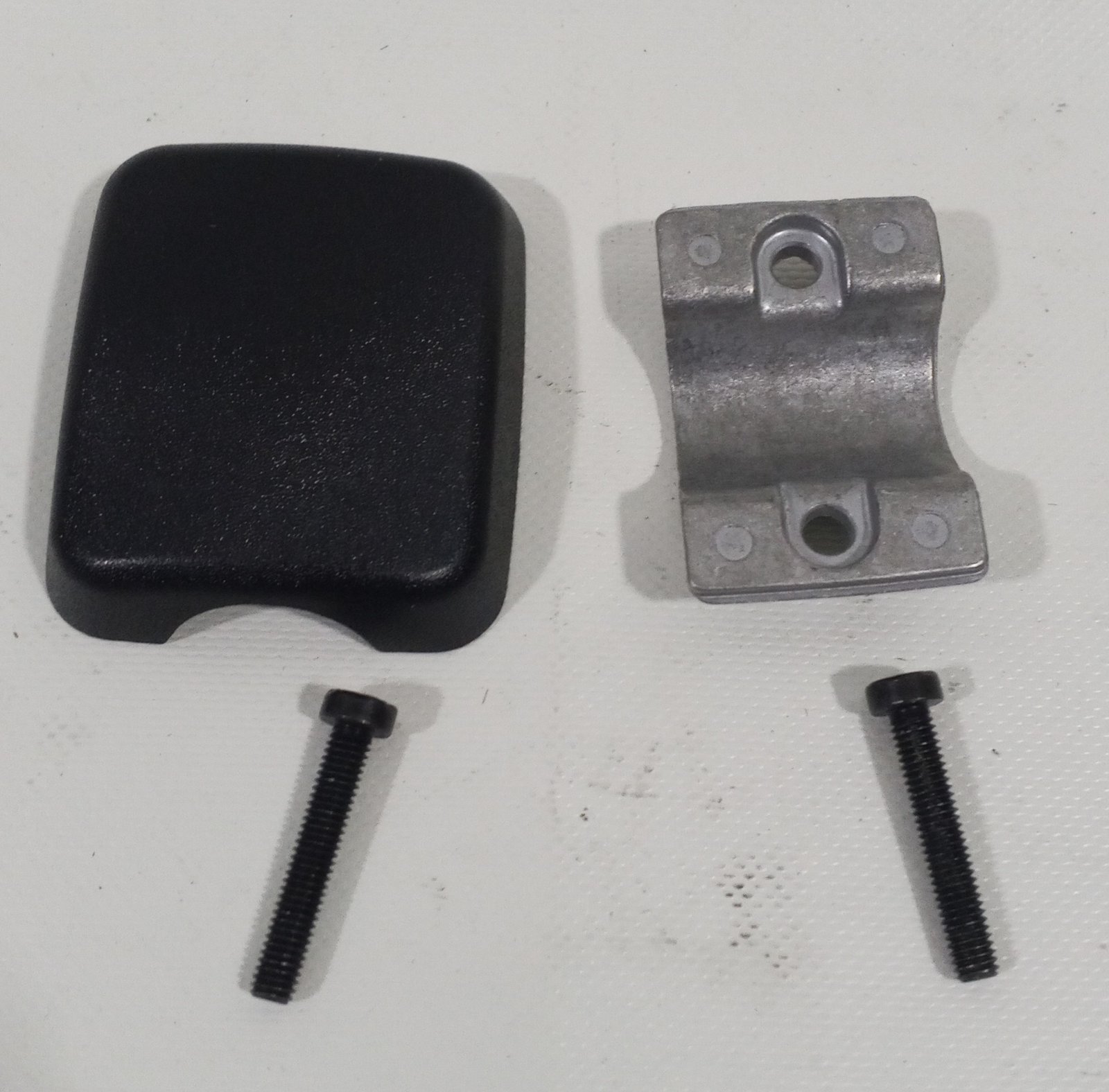 A 000 811 13 07 Mercedes-Benz Clip Genuine OEM - Image 3