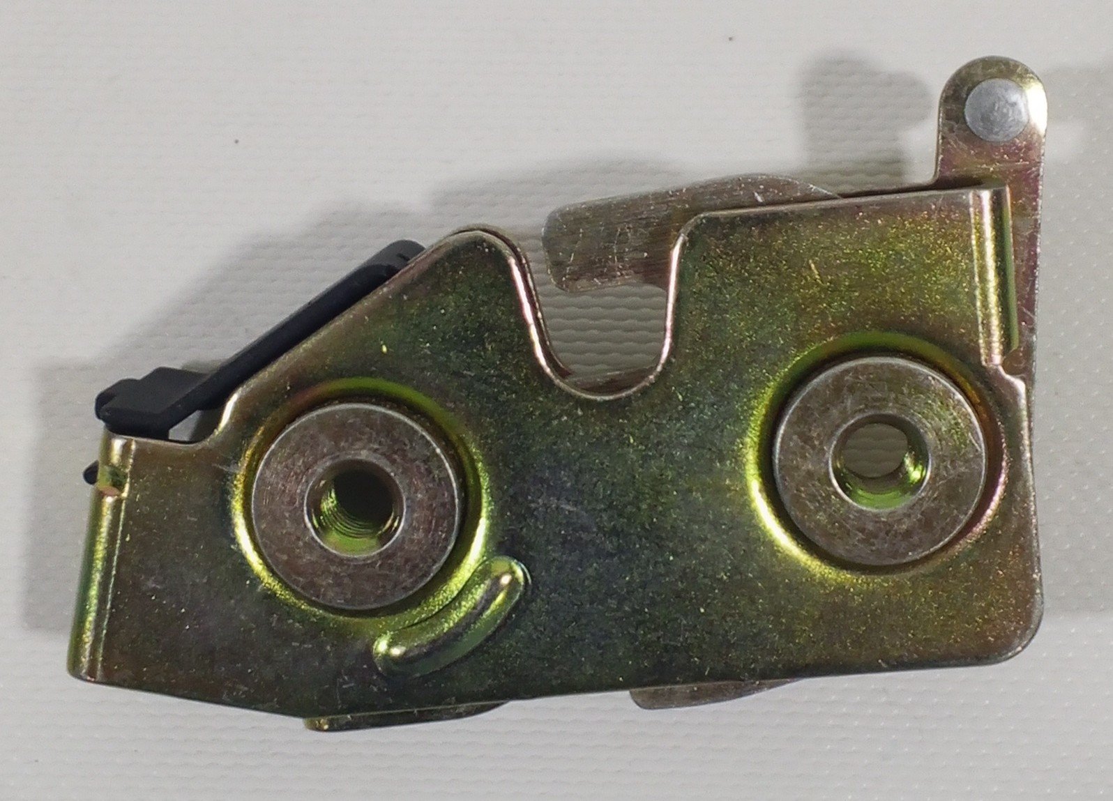 A 000 890 29 89 Mercedes Fastener Clip Genuine OEM Closure Fixing Part - Image 3