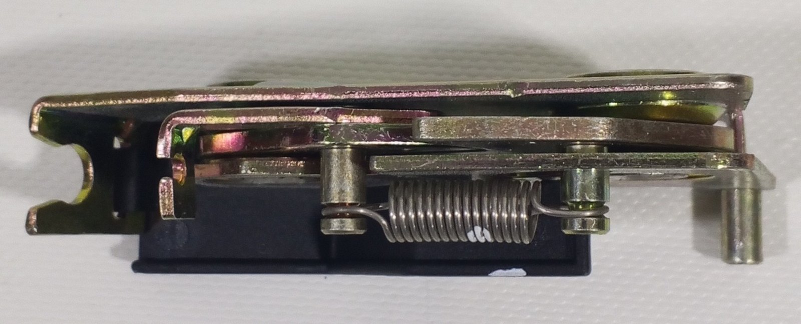 A 000 890 29 89 Mercedes Fastener Clip Genuine OEM Closure Fixing Part - Image 4