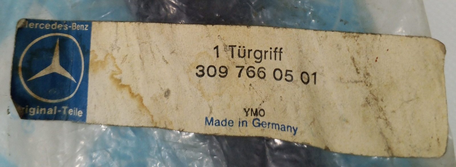 A 309 766 05 01 Mercedes Truck Door Handle OEM - Image 4