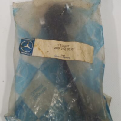 A 309 766 05 01 Mercedes Truck Door Handle OEM