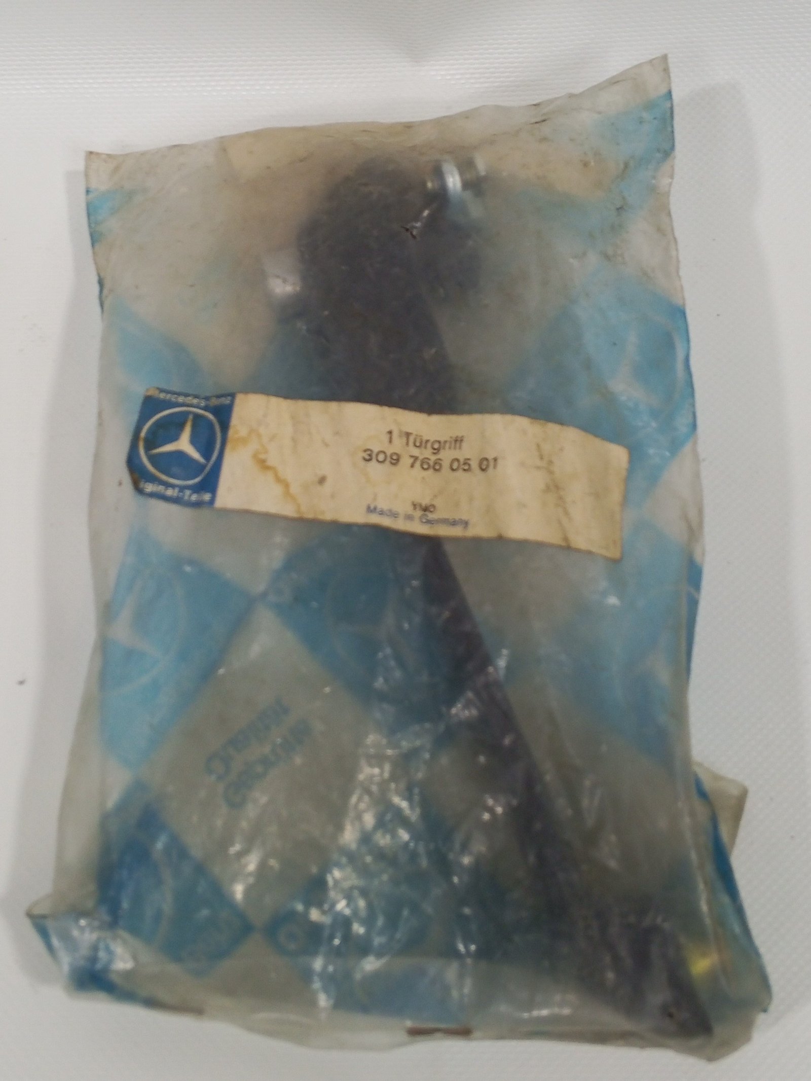 A 309 766 05 01 Mercedes Truck Door Handle OEM