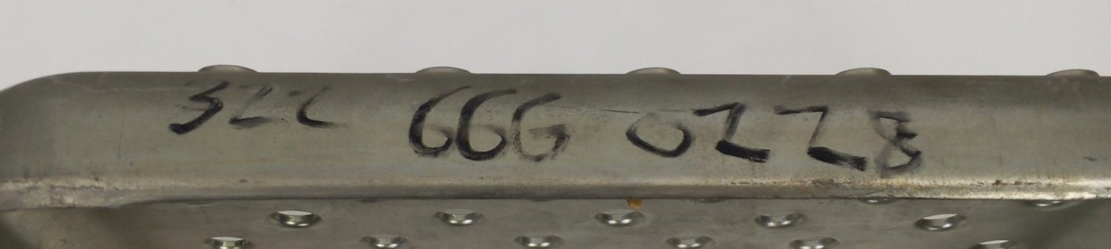 A 322 666 02 28 Mercedes-Benz Body Trim Molding Genuine OEM - Image 3