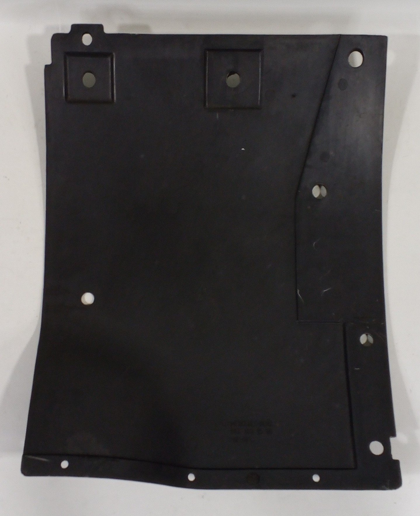 A 641 811 15 01 Mercedes Mudguard Cover Genuine OEM Front Fender Part - Image 2