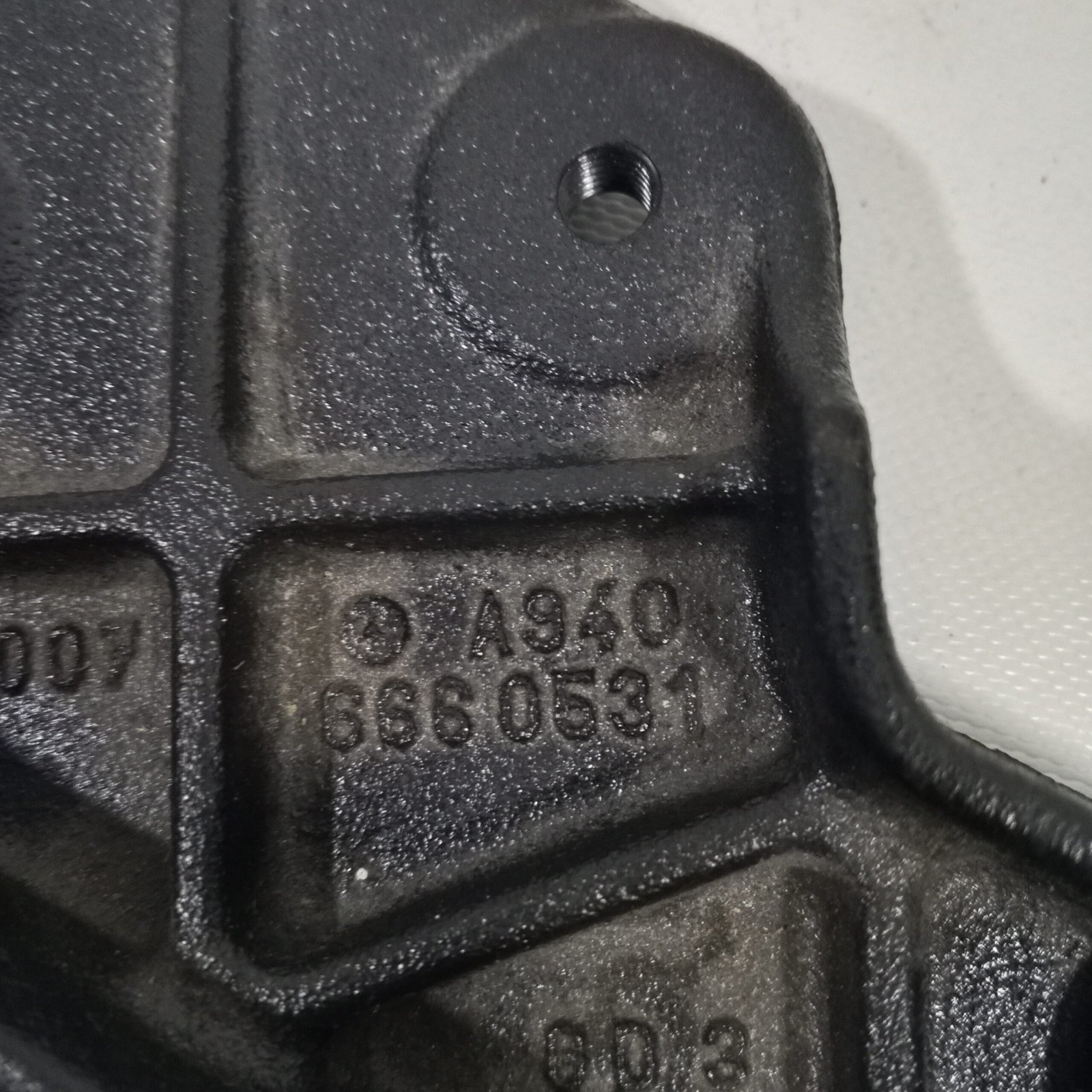 A 940 666 05 31 Mercedes-Benz Bracket Genuine OEM Truck Body Support Made in Germany - Image 3