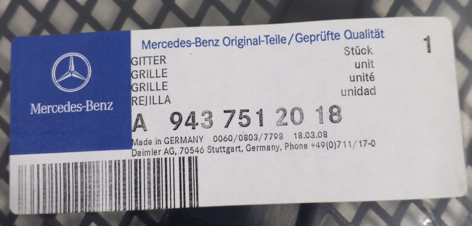 A 943 751 20 18 Mercedes-Benz Truck Front Grille Genuine OEM - Image 4