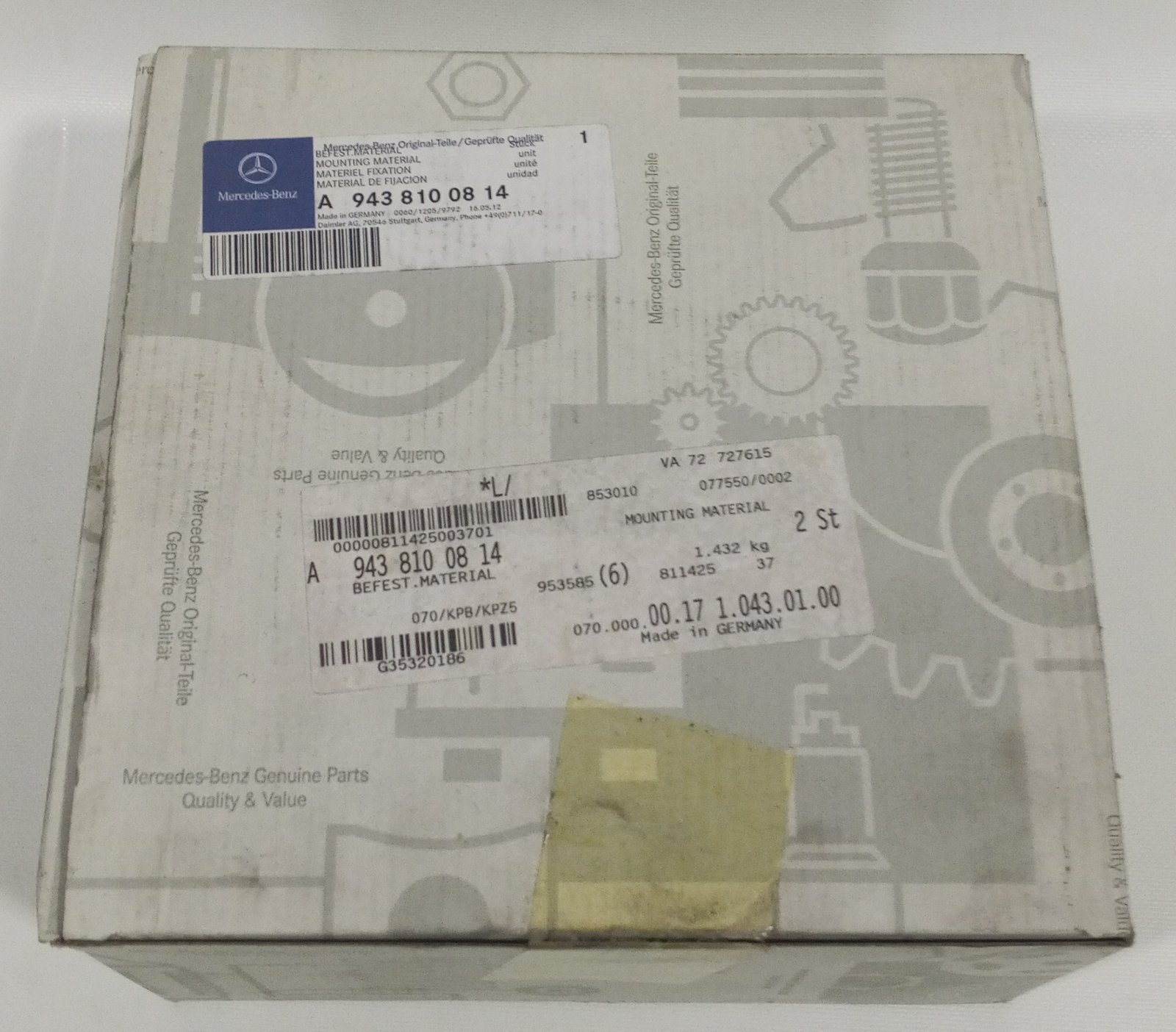 A 943 810 08 14 Mercedes-Benz Mounting Material Genuine OEM Fixing Kit