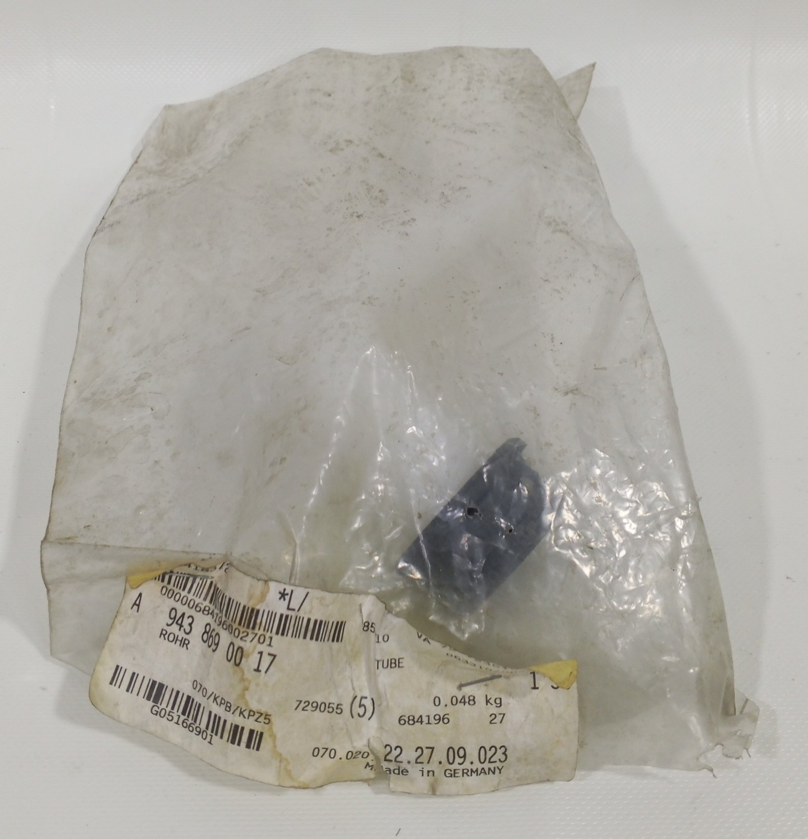 A 943 869 00 17 Mercedes-Benz Truck Pipe Tube Genuine OEM