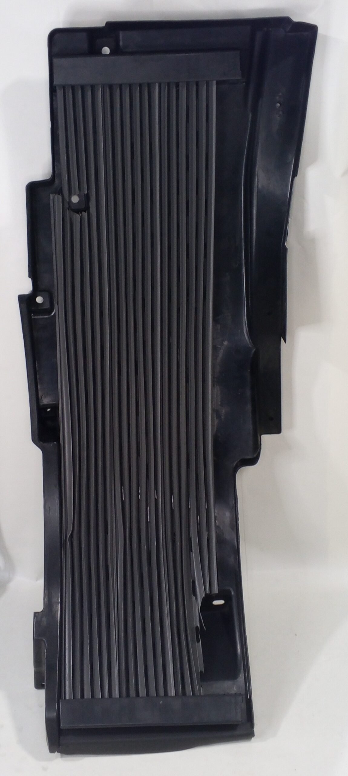 A 941 880 03 22 Mercedes Splash Guard Genuine OEM - Image 2