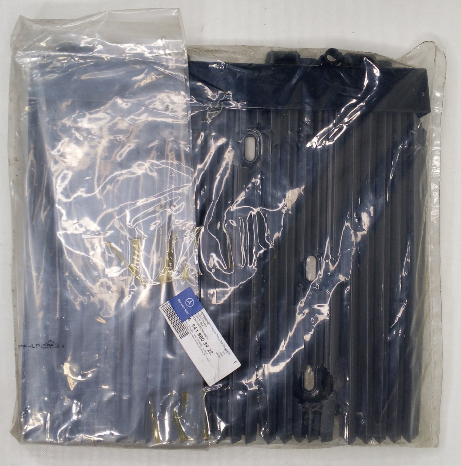 A 941 880 39 22 Mercedes Splash Guard Genuine OEM