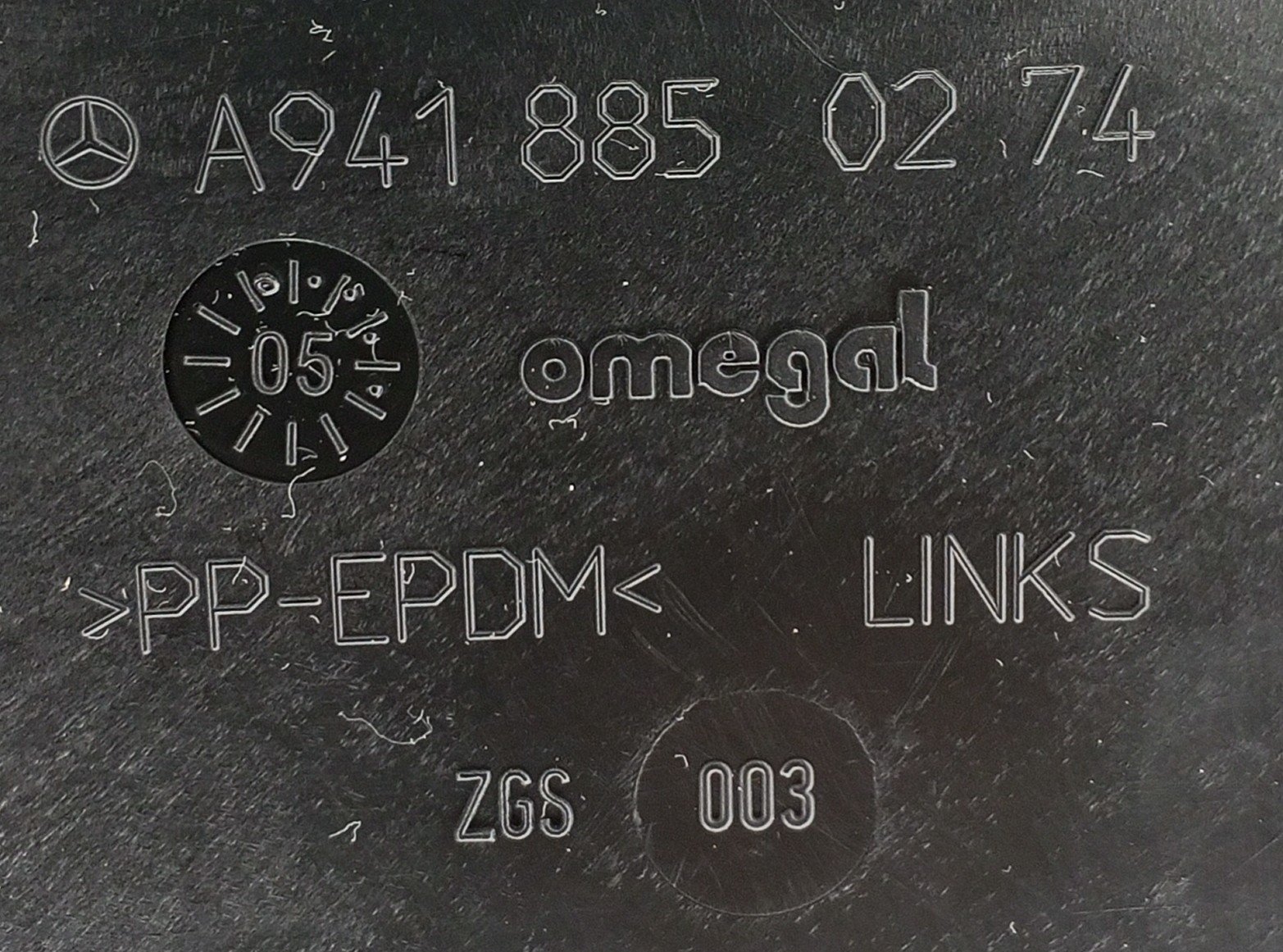 A 941 885 02 74 Mercedes Fender Skirt Genuine OEM - Image 4