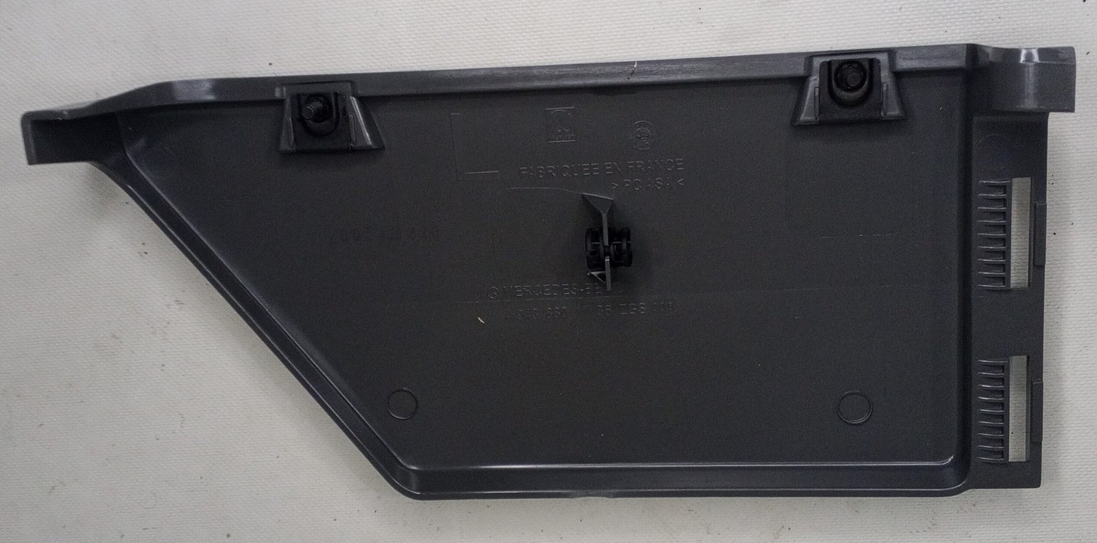 A 943 880 11 36 Mercedes Baffle Plate Genuine OEM - Image 3