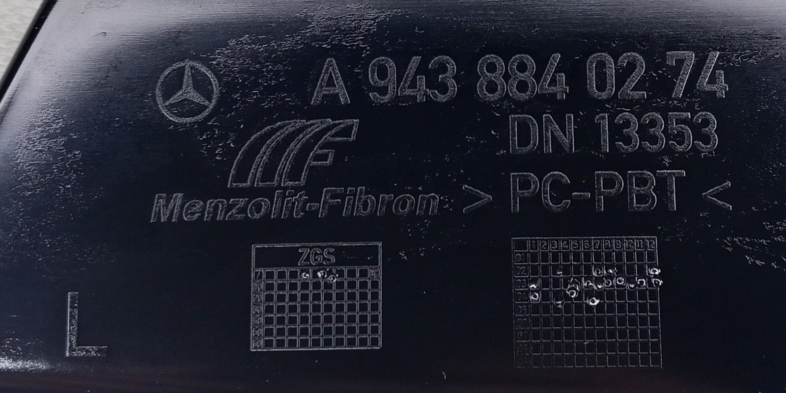 A 943 884 02 74 Mercedes Fender Skirt Genuine OEM - Image 4