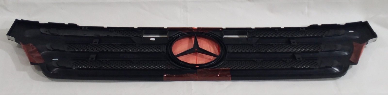 A9437500218 Mercedes Grille Genuine OEM - Image 3