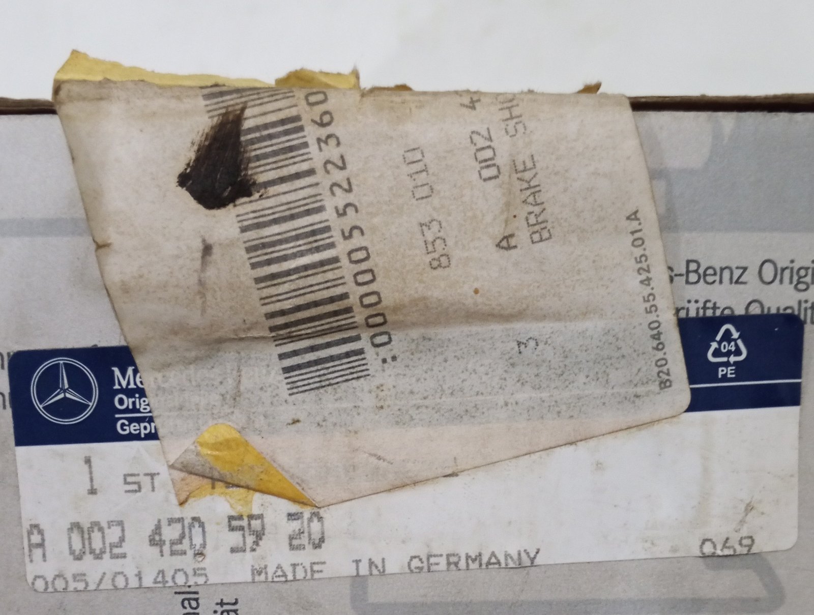 A0024205920 Mercedes-Benz Brake Shoe Set, Parking Brake - Image 3