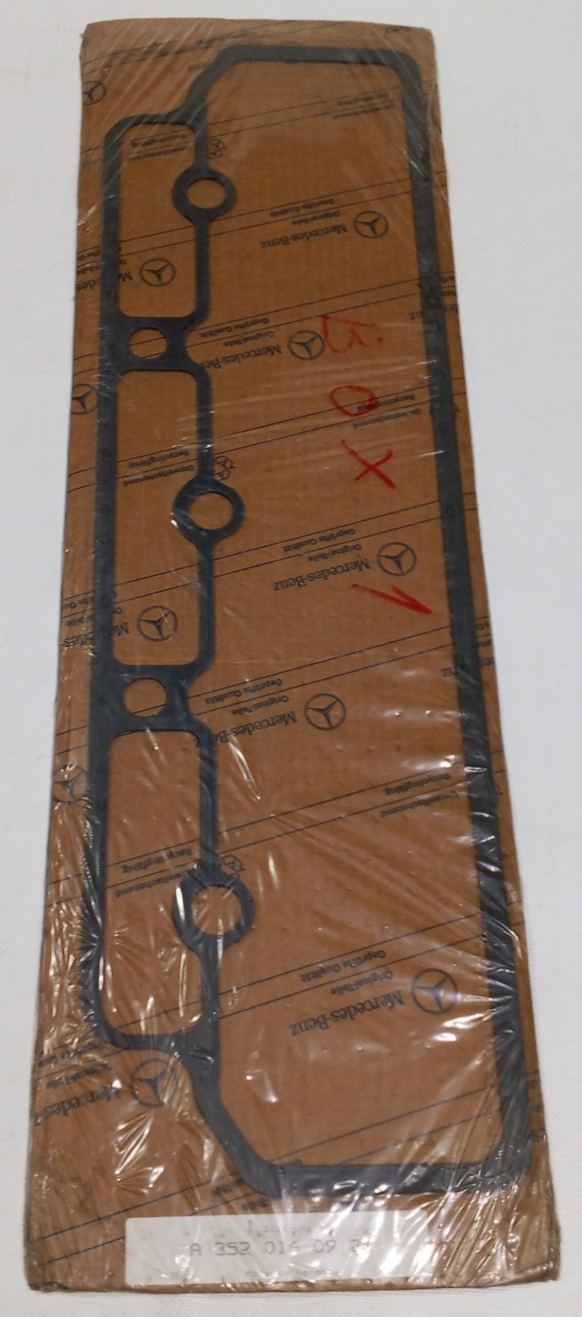 A3520160921 MERCEDES-BENZ GASKET, CYLINDER HEAD COVER - Image 2