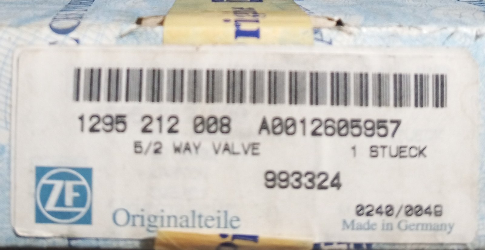 1295 212 008 ZF TRANSMISSIONS WAY VALVE - Image 2